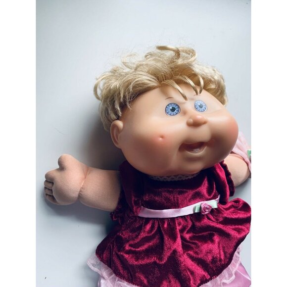 Cabbage Patch Doll Blonde Blue Eyes 2005 Play Along Velvet Dress 14 in - Picture 10 of 12